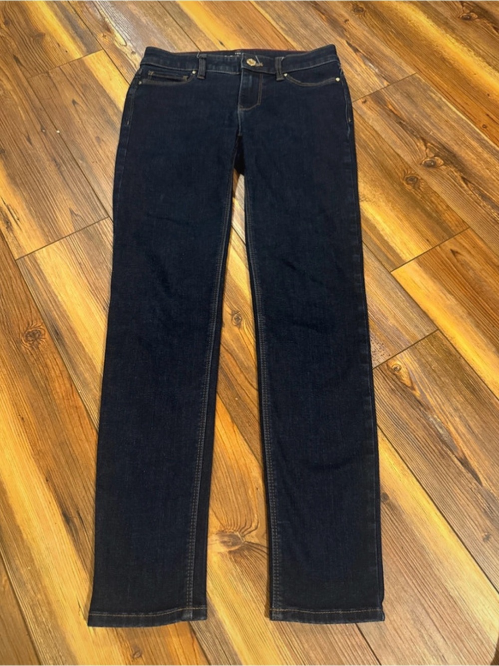Size 00S White House Black Marker The Jegging women’s pants